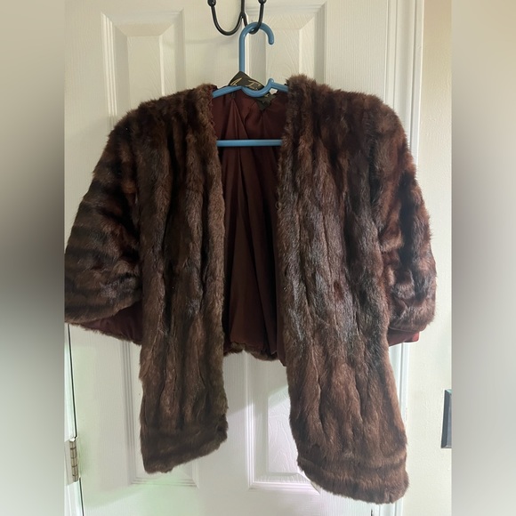 Mink Shawl - Picture 4 of 6